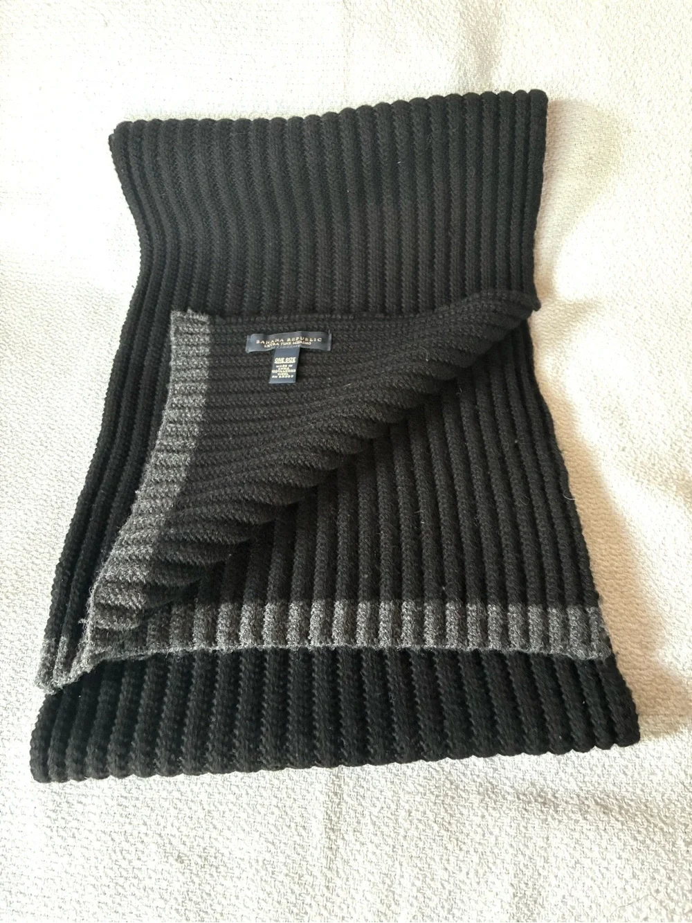 Banana Republic X Fine Merino Wool Black and Gray Ribbed Knit Scarf
